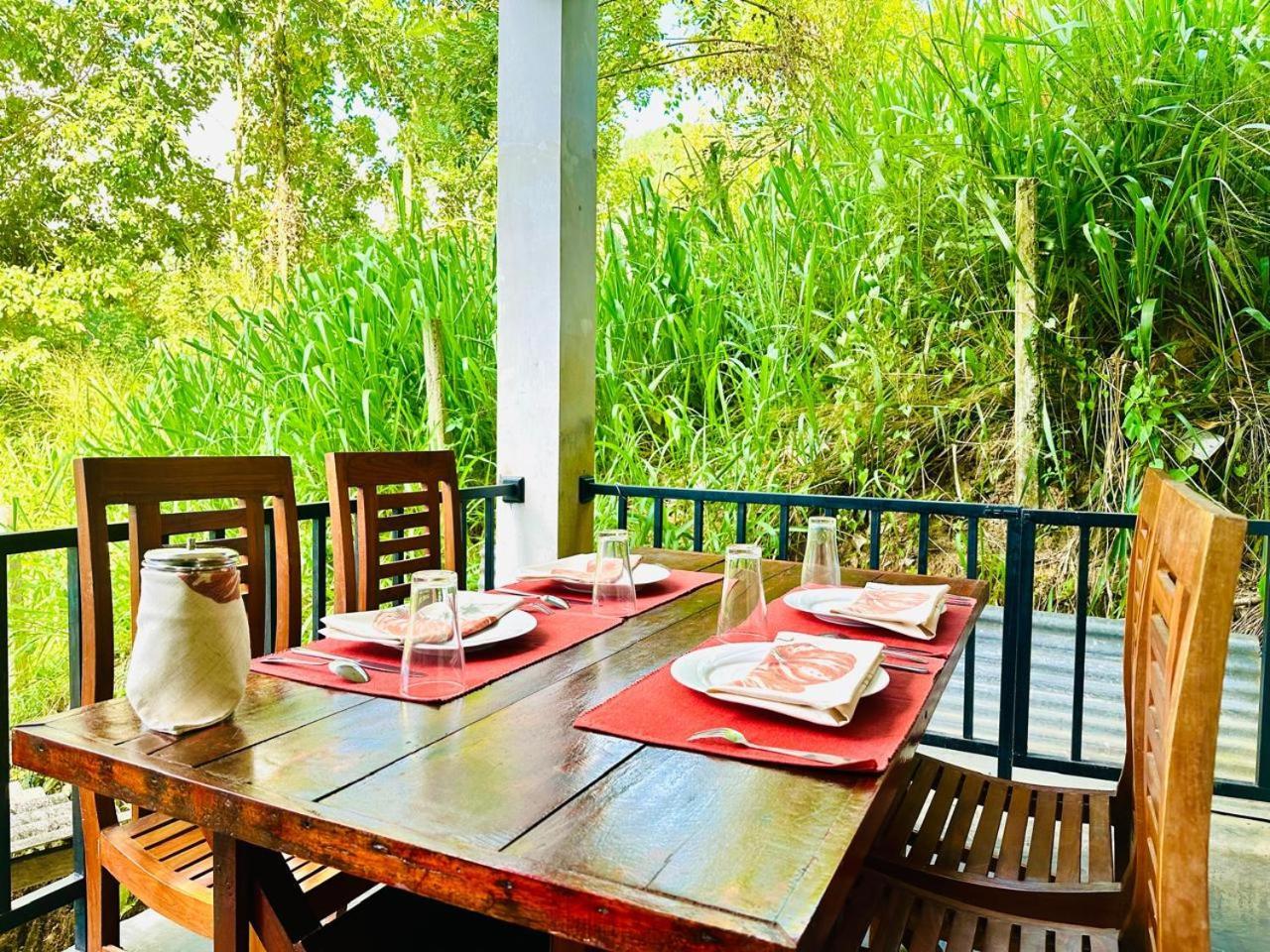 La Riya Ella - 05 Minutes To Ella Town Bed & Breakfast Ngoại thất bức ảnh