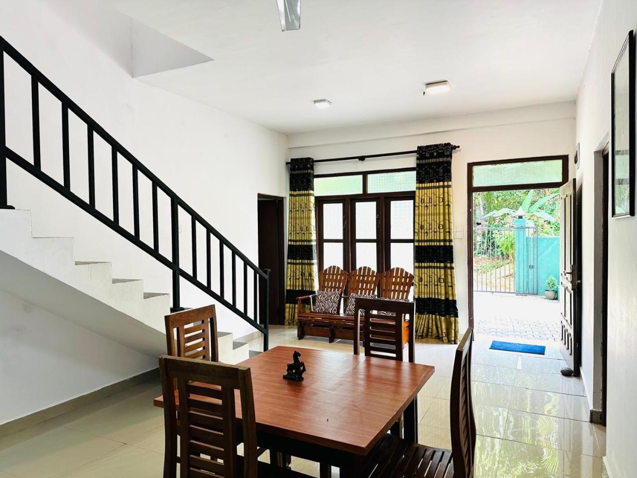 La Riya Ella - 05 Minutes To Ella Town Bed & Breakfast Ngoại thất bức ảnh